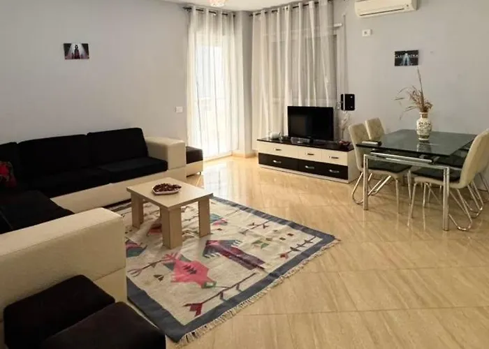 Apartment Two Bedroom Seafront *